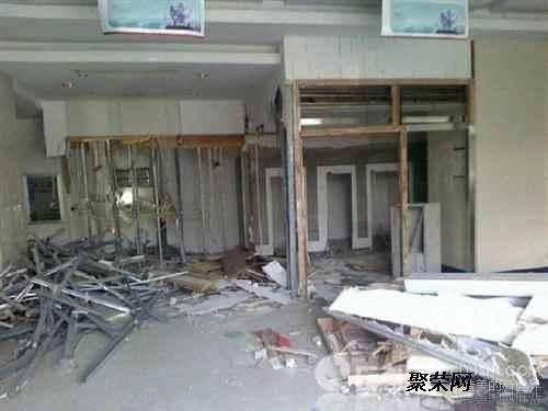 墙地砖拆除和墙体拆除有什么区别？它们的拆除是按面积算？还是按体积算！