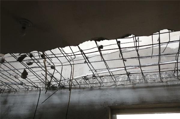 混凝土楼梯拆除应该怎么做？混凝土楼梯拆除价格是多少？