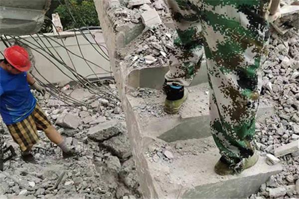 拆除混凝土多少钱一个平方