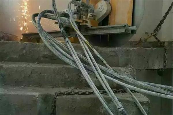 如何拆除混凝土楼梯？有什么好的办法？