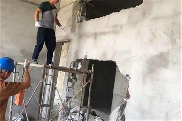 人工拆墙方法是怎样的？