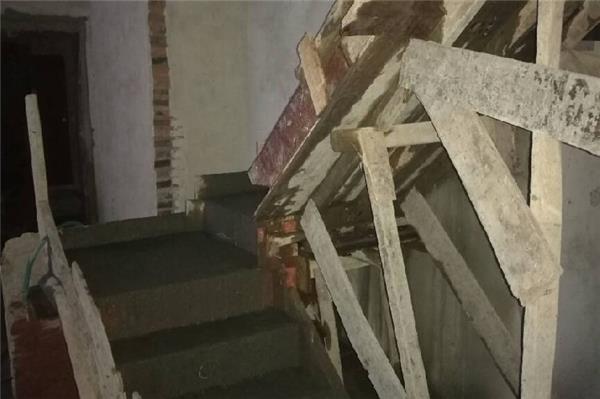 石家庄拆除混凝土楼梯的方法和费用。