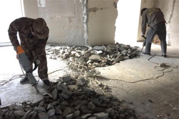 旧房拆除装修的费用大概是多少？