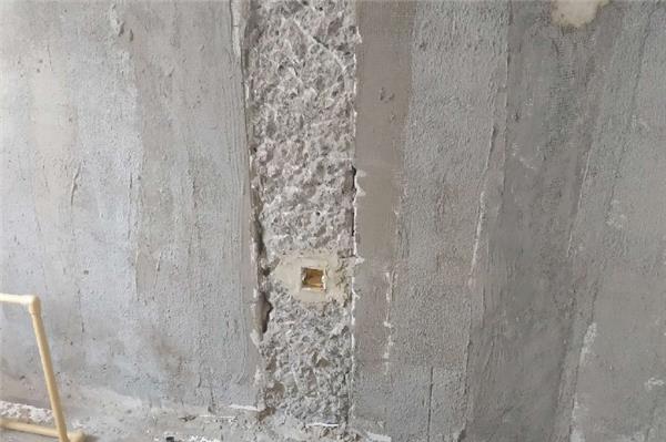 剔凿混凝土墙面的方法
