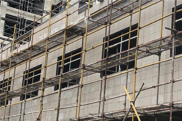 外墙瓷砖如何拆除？