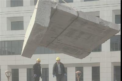 科技赋能，混凝土切割拆除技术助力地铁轻轨畅行